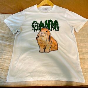 Woman’s spring 2023 Gianni T Shirt